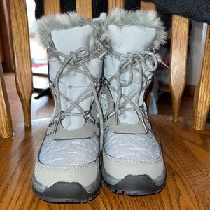 Waterproof Bear Paw Boots (Women’s)